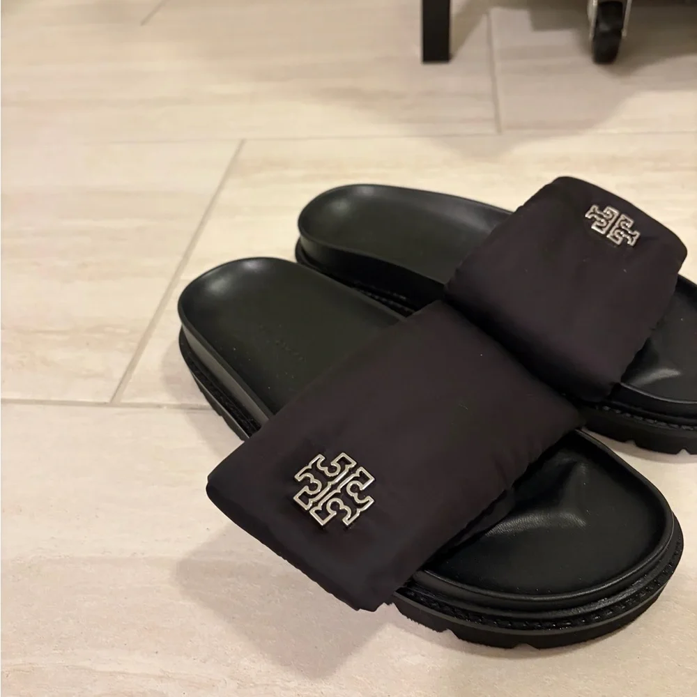 Tory Burch Black Slides Size 7 - Picture 2 of 3